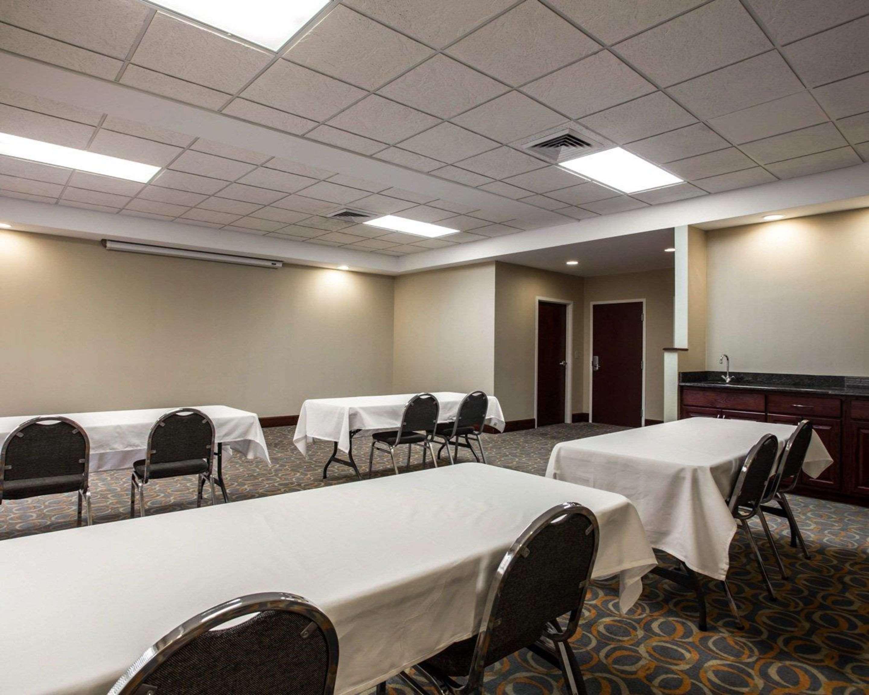 Comfort Inn & Suites Lumberton Central I-95 Екстер'єр фото
