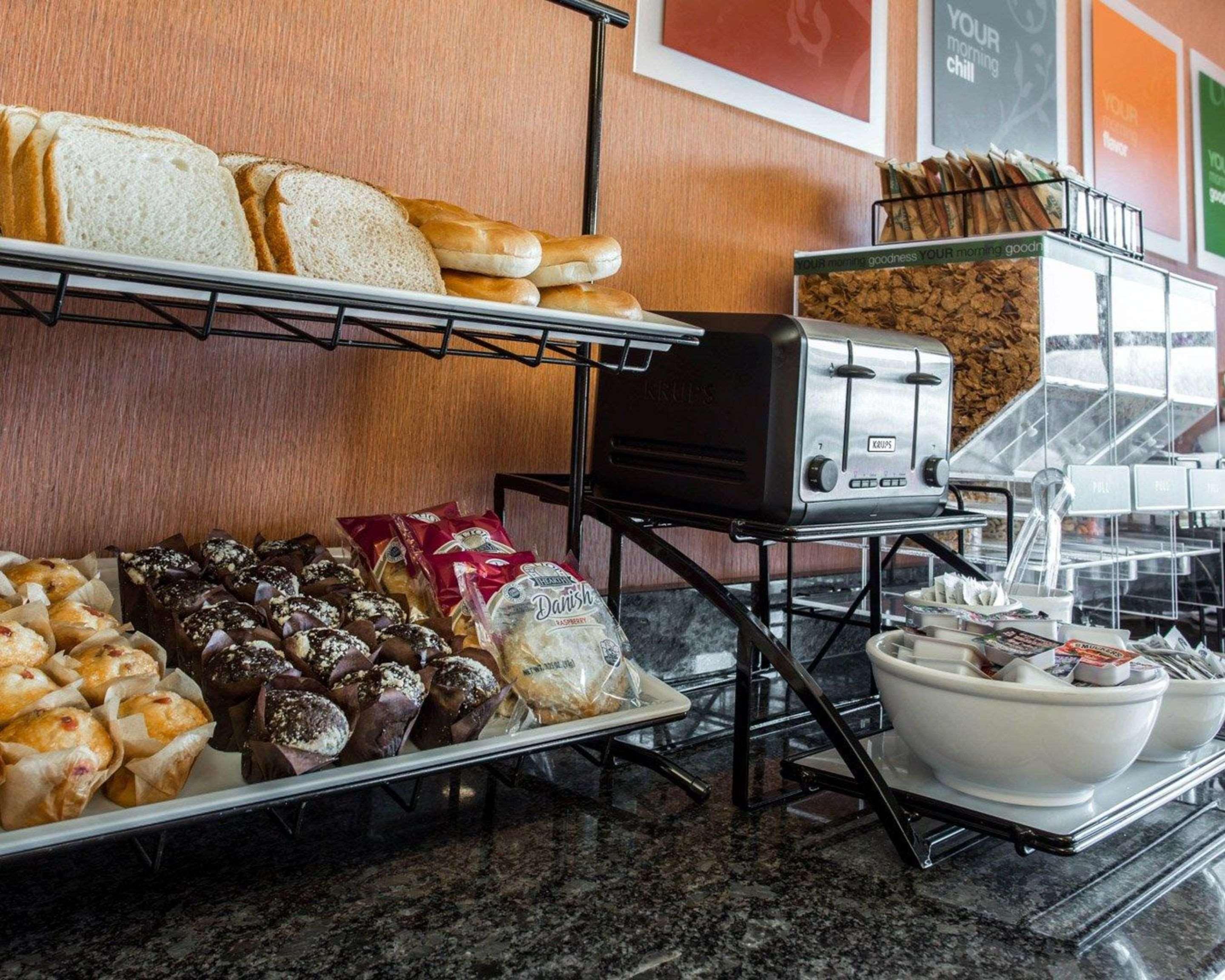 Comfort Inn & Suites Lumberton Central I-95 Екстер'єр фото